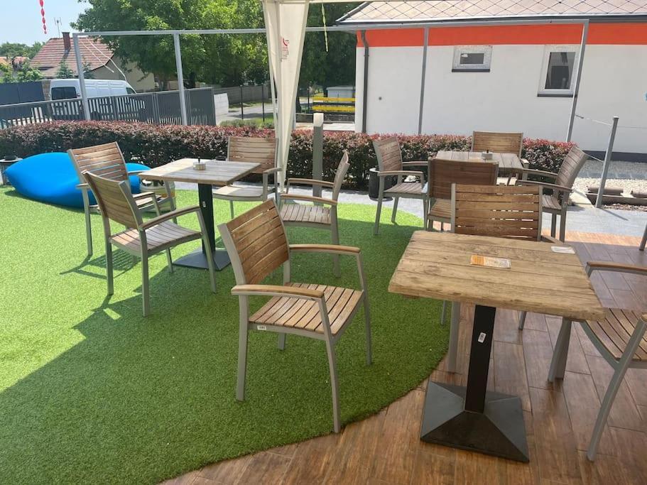 Hedon Brewery Apartments - 200 Meter To The Beach Balatonvilágos Eksteriør billede