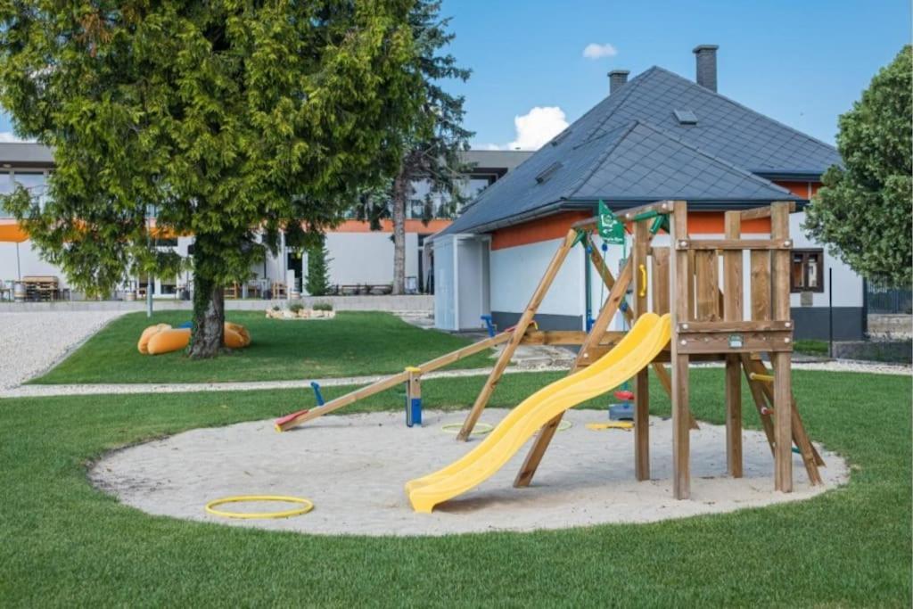 Hedon Brewery Apartments - 200 Meter To The Beach Balatonvilágos Eksteriør billede
