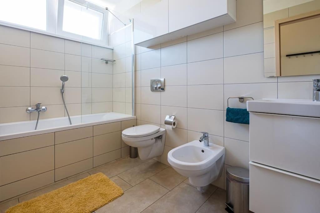 Hedon Brewery Apartments - 200 Meter To The Beach Balatonvilágos Eksteriør billede